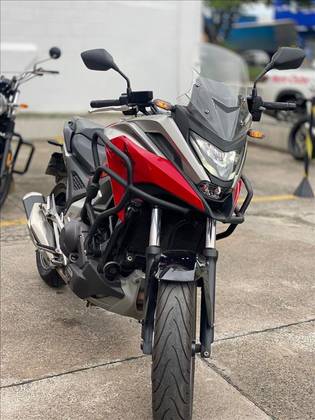 HONDA NC 750X ABS DCT HONDA NC 750X ABS DCT